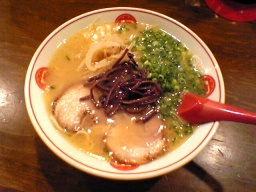 ���[����