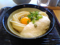 �����R<��>