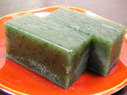 ������r�