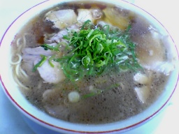 ���[����