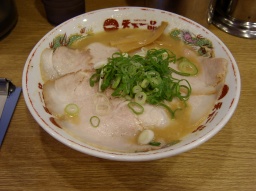 �`���[�V���[������