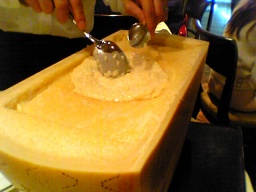 �O���i�p�_�[�m�`�[�Y�̃��]�b�g