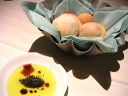 �p���ƃI���[�u�I�C��